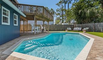 310 MAGNOLIA St, Atlantic Beach, FL 32233