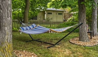 830 Redeemer Ave, Ann Arbor, MI 48103