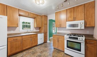 1002 Cedar St, Alexandria, MN 56308