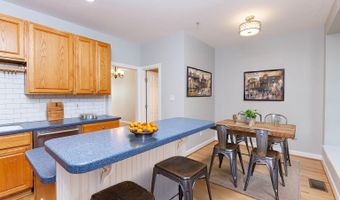 504- J N THOMAS St J, Arlington, VA 22203