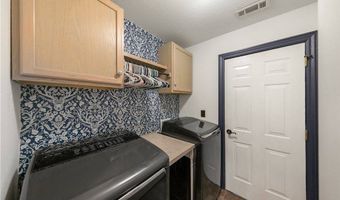 3 Rhonda Ln, Bella Vista, AR 72715