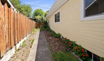 1814 4th St, Astoria, OR 97103