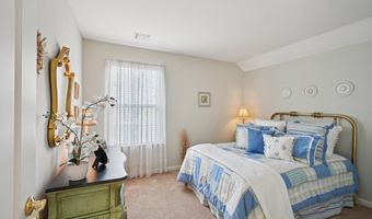 21 Orchid Ln, Barnegat, NJ 08005