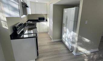 510 S FILLMORE St 1, Arlington, VA 22204