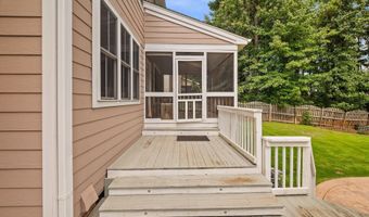 1212 Applethorn Dr, Apex, NC 27502