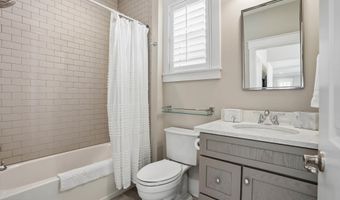 1747 MARITIME OAK Dr, Atlantic Beach, FL 32233