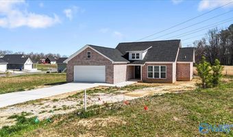 15 Swanee Dr, Albertville, AL 35950
