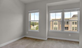 1927 FOUR ROSES St, Baltimore, MD 21222