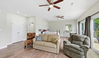 22125 Driftwood Ln, Abingdon, VA 24211