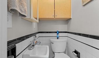 690 Killingly St, Johnston, RI 02919