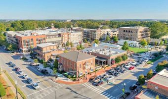 142 Brindle Ln, Alpharetta, GA 30009