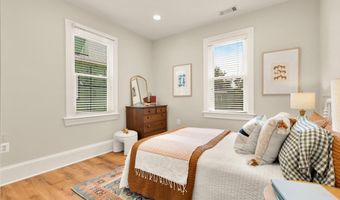1231 FRANKLIN St NE, Washington, DC 20017