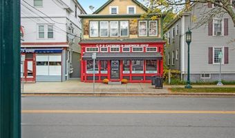366 Wood St, Bristol, RI 02809