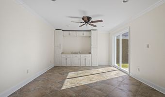 1016 Beach Blvd, Biloxi, MS 39530