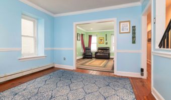 92 ORANGE Ave, Ambler, PA 19002