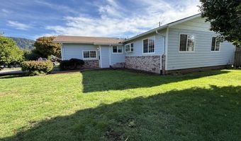 221 MUSSER St, Brookings, OR 97415