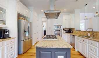 5000 SW Blaire Mont Rd, Bentonville, AR 72713