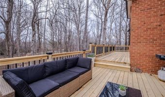 169 Fred Bahnson Dr, Advance, NC 27006