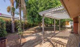 4864 E Mckinnon Dr, Anaheim, CA 92807
