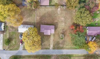 202 Katherine Dr, Albertville, AL 35951