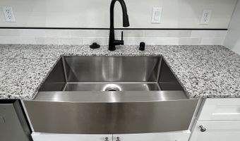 1711 Opal Dr, Elko, NV 89801