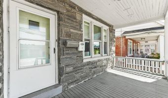 9 W ATHENS Ave, Ardmore, PA 19003