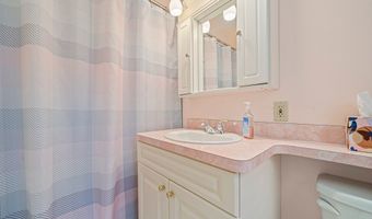 37 Hastings St 207, Boston, MA 02132