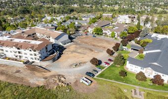 993 Mountain Meadows Dr, Ashland, OR 97520