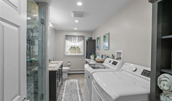 111 Peeptoad Rd, Scituate, RI 02857