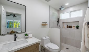 61-284 Kamehameha Hwy, Haleiwa, HI 96712