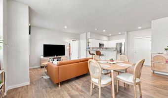 17149 SW SNOWDALE St, Beaverton, OR 97007