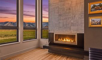 235 Spain Bridge Circle Dr, Belgrade, MT 59714