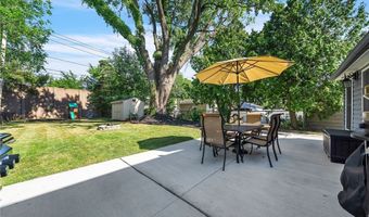 116 Ridgewood Dr, Amherst, NY 14226
