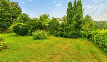 386 Division St, Amsterdam, NY 12010