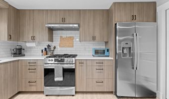 6075 SW 171ST Ave, Beaverton, OR 97007