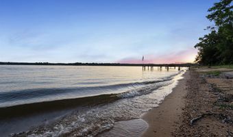 2700 Harbor View Rd, Camden, SC 29020