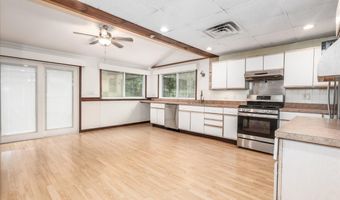 6 Caye Rd, Danbury, CT 06811