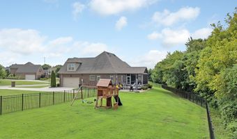 1439 Edenbridge Dr, Alcoa, TN 37701