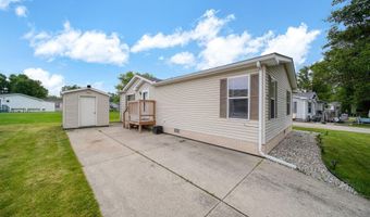 948 Savannah River Dr, Adrian, MI 49221