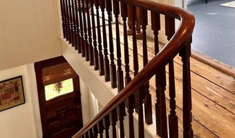 33 Union St, Bath, ME 04530