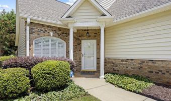 413 Pierview Way, Boiling Springs, SC 29316