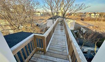 37 N Massachusetts Ave Ave, Atlantic City, NJ 08401