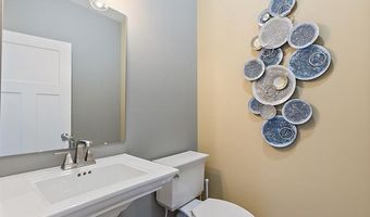 6128 N Trailwoods Dr, Ann Arbor, MI 48103