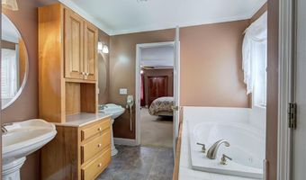 1180 Hall Station Rd NW, Adairsville, GA 30103