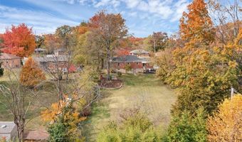 8216 Mackenzie Rd, Affton, MO 63123