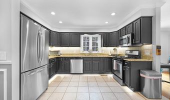 489 Main St, Acushnet, MA 02743