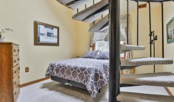 46 Oak Hill Rd, Brookline, NH 03033