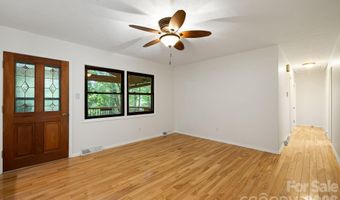10 Botany View Ct, Asheville, NC 28805