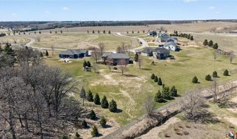 1442 30th St NW, Austin, MN 55912
