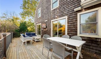 138 Carroll Ave, Newport, RI 02840